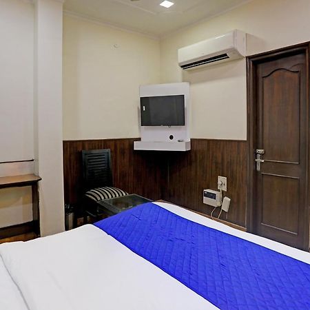 Hotel Grand Tushar - Ghaziabad Railway Station المظهر الخارجي الصورة