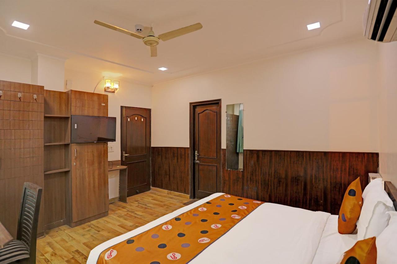 Hotel Grand Tushar - Ghaziabad Railway Station المظهر الخارجي الصورة