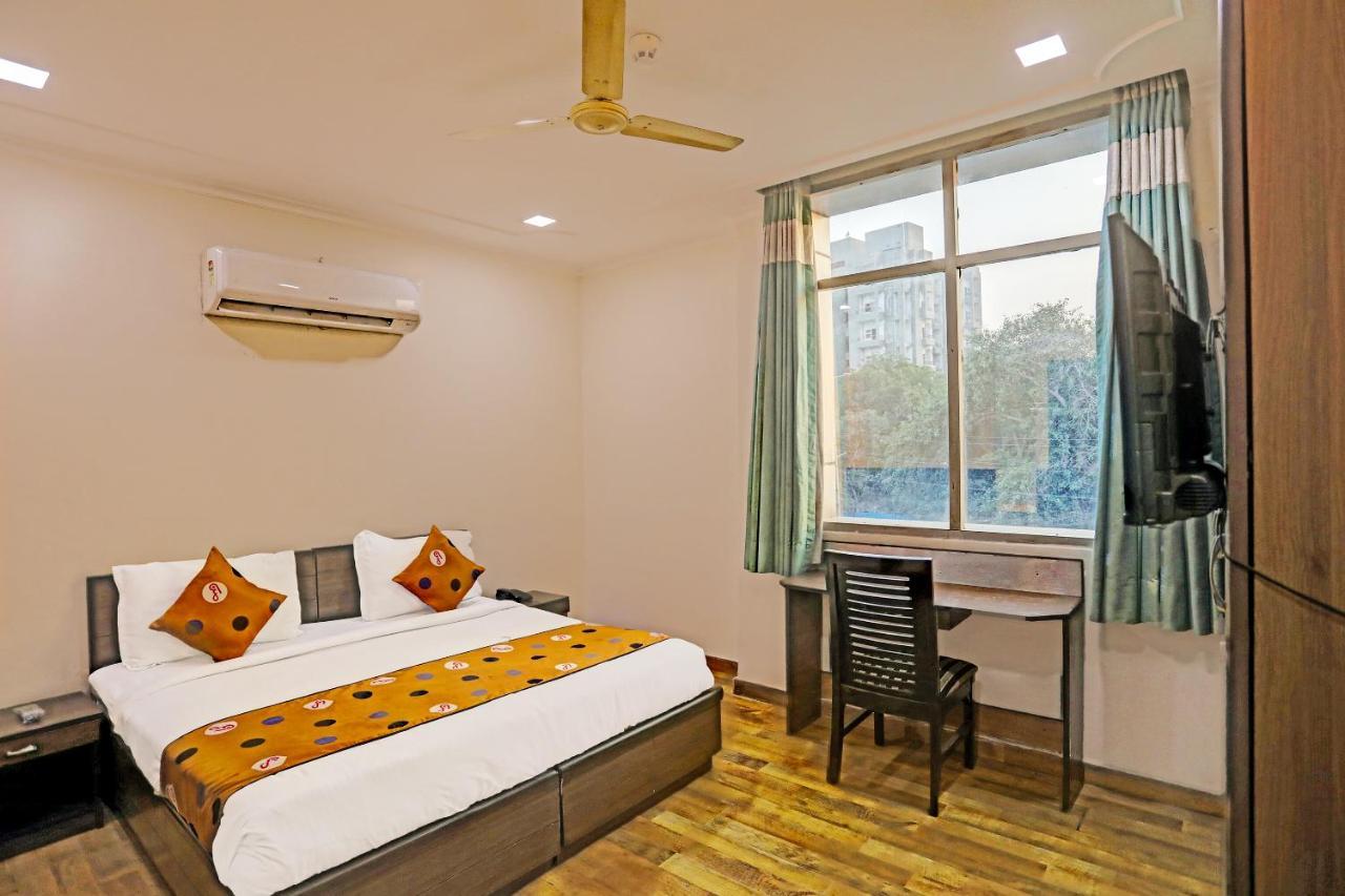 Hotel Grand Tushar - Ghaziabad Railway Station المظهر الخارجي الصورة