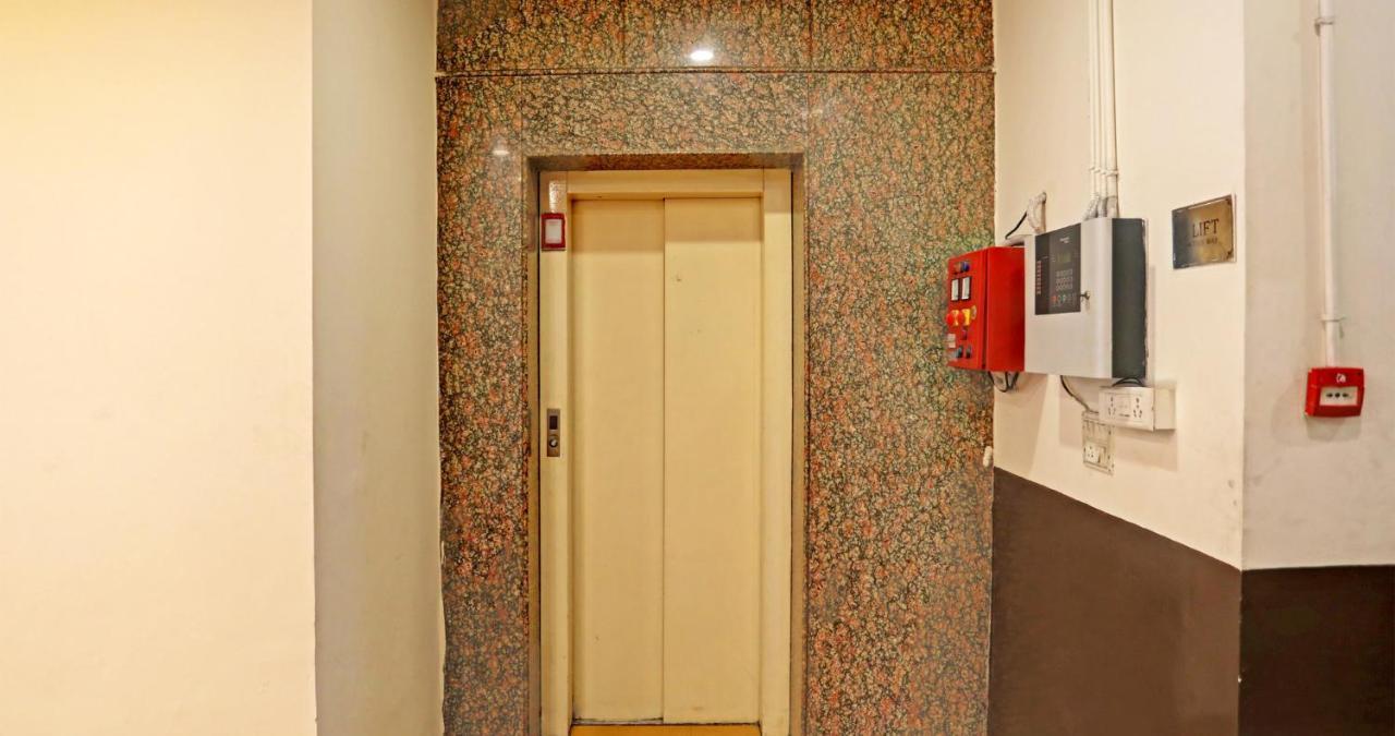 Hotel Grand Tushar - Ghaziabad Railway Station المظهر الخارجي الصورة