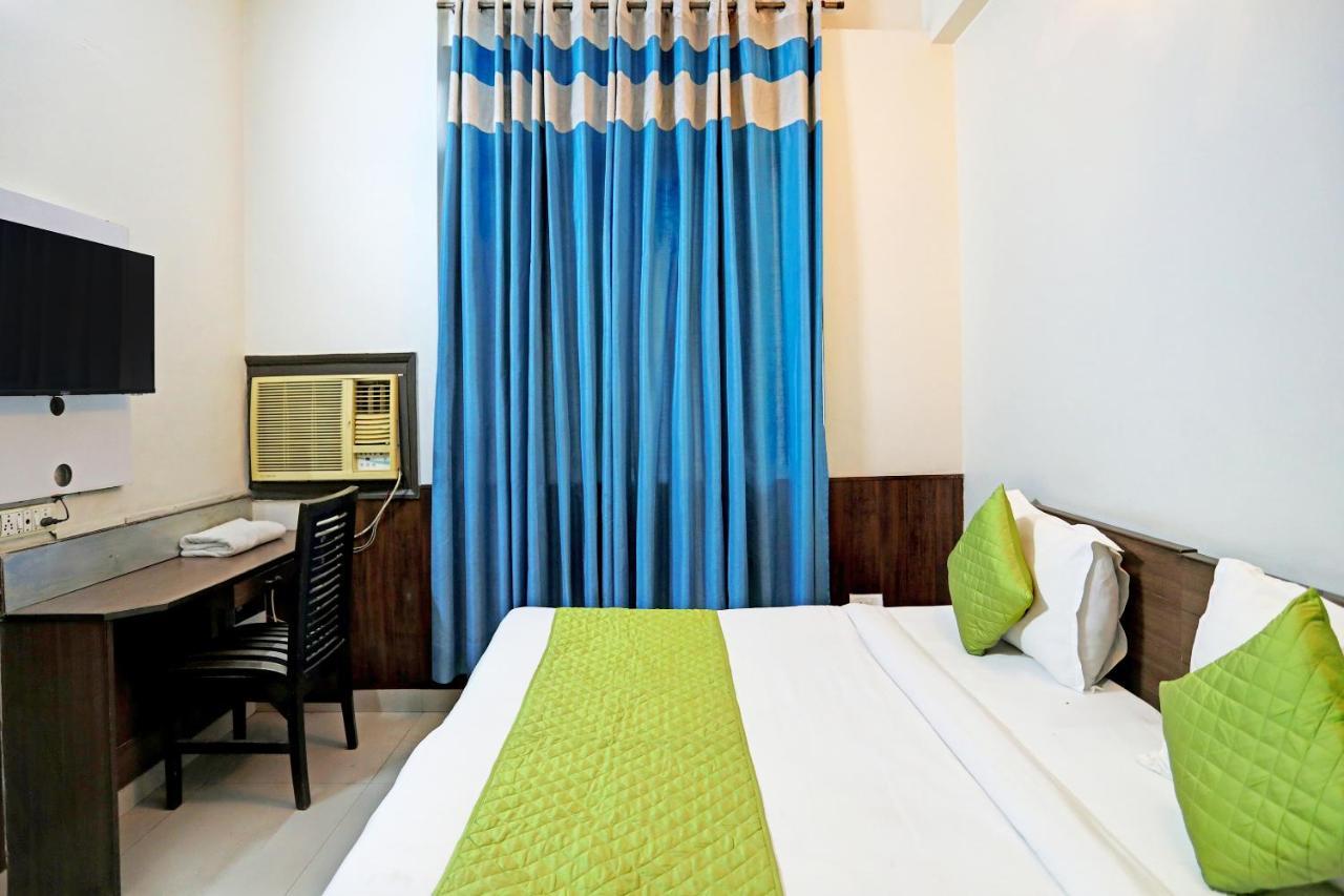 Hotel Grand Tushar - Ghaziabad Railway Station المظهر الخارجي الصورة