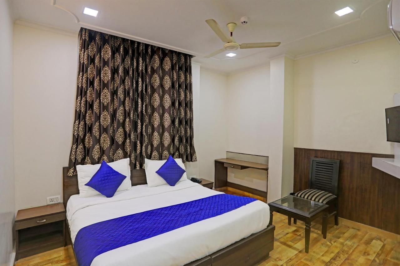 Hotel Grand Tushar - Ghaziabad Railway Station المظهر الخارجي الصورة